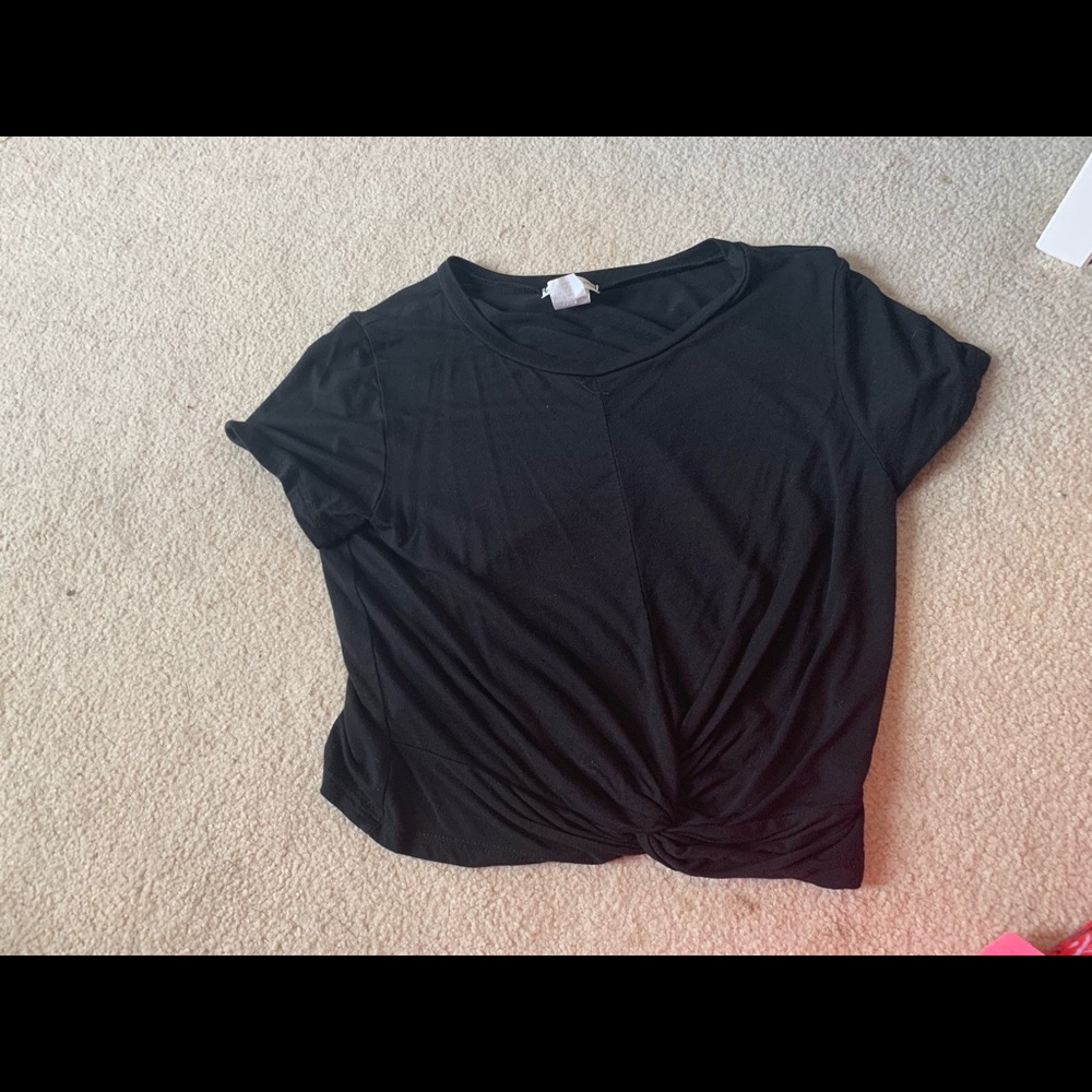 black crop top